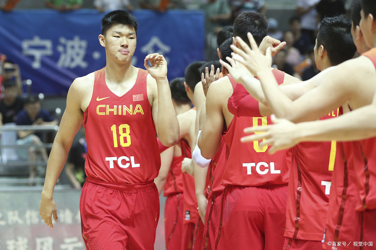 包含北京男篮对阵大连队，全队备战意志坚定的词条